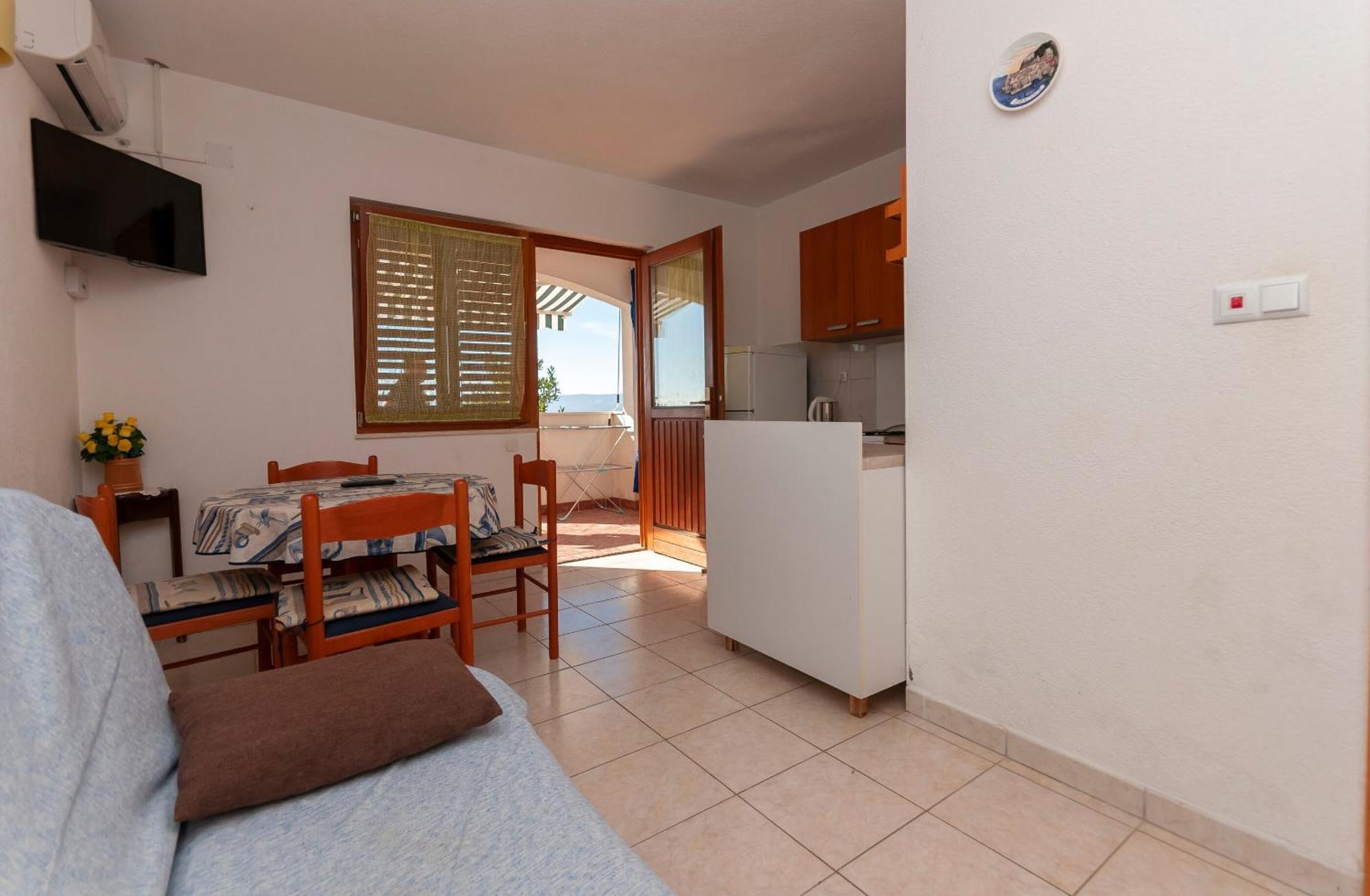 Apartments Niko Pisak Exterior photo
